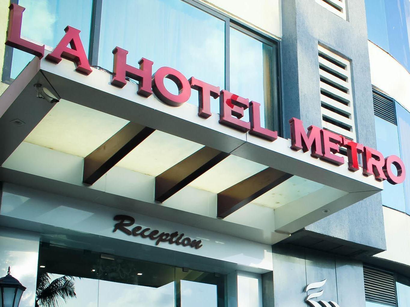 מומביי La Hotel Metro Near Bkc מראה חיצוני תמונה