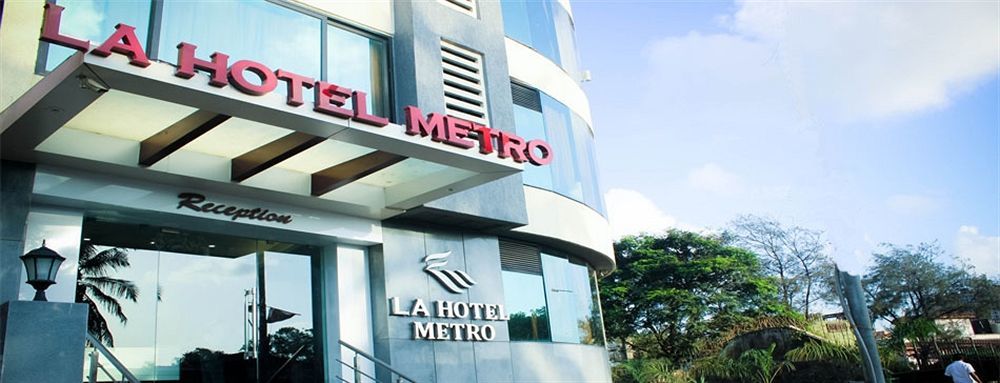 מומביי La Hotel Metro Near Bkc מראה חיצוני תמונה
